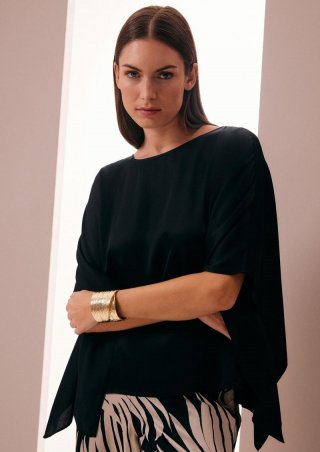 s.Oliver Fließende Poncho-Bluse aus Satin - schwarz