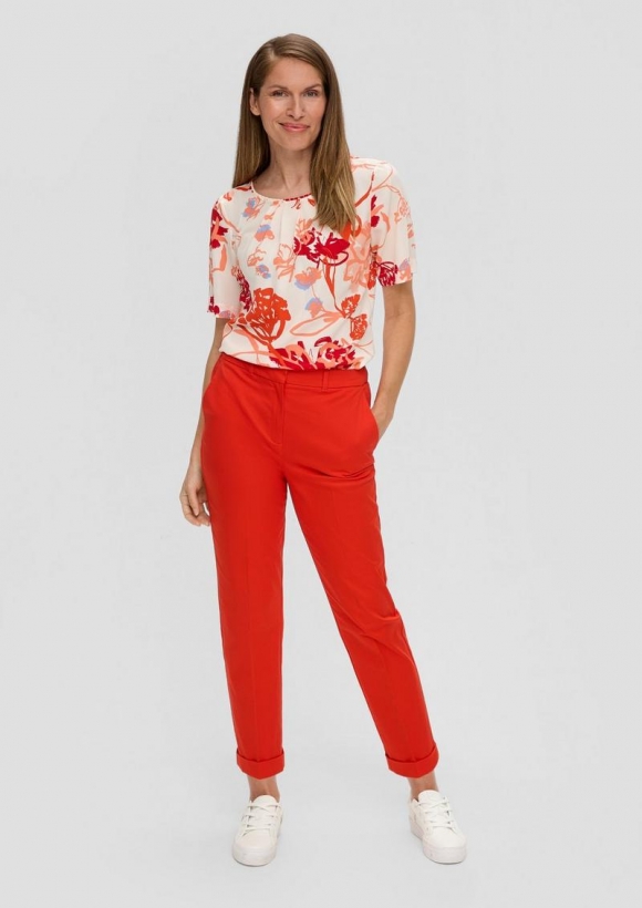 s.Oliver Tapered-Leg-Hose aus Baumwollmix mit Bundfalte - preiselbeere