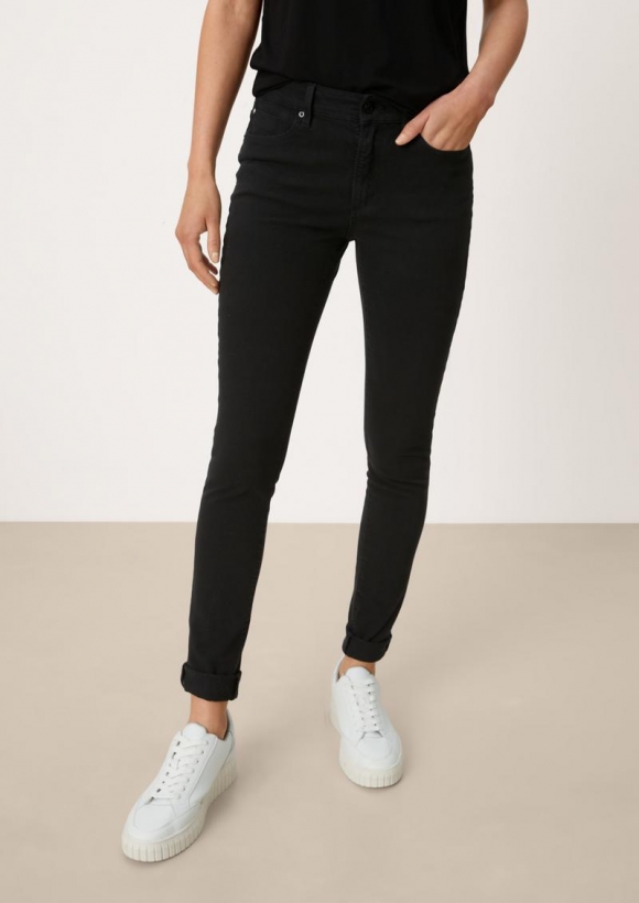 s.Oliver Jeans Izabell / Skinny Fit / Mid Rise / Skinny Leg - schwarz