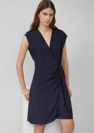 s.Oliver Kurzes Wickelkleid im Relaxed Fit aus Viskose - navy