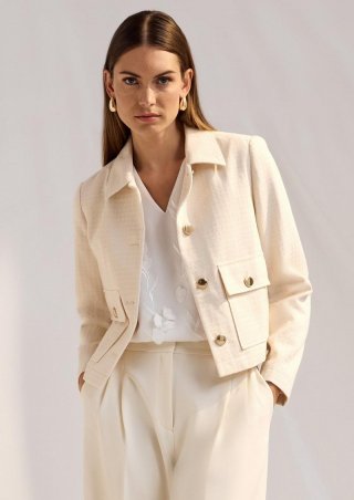 s.Oliver Leichte Jacke mit Strukturmuster und goldfarbenen Knöpfen - ecru