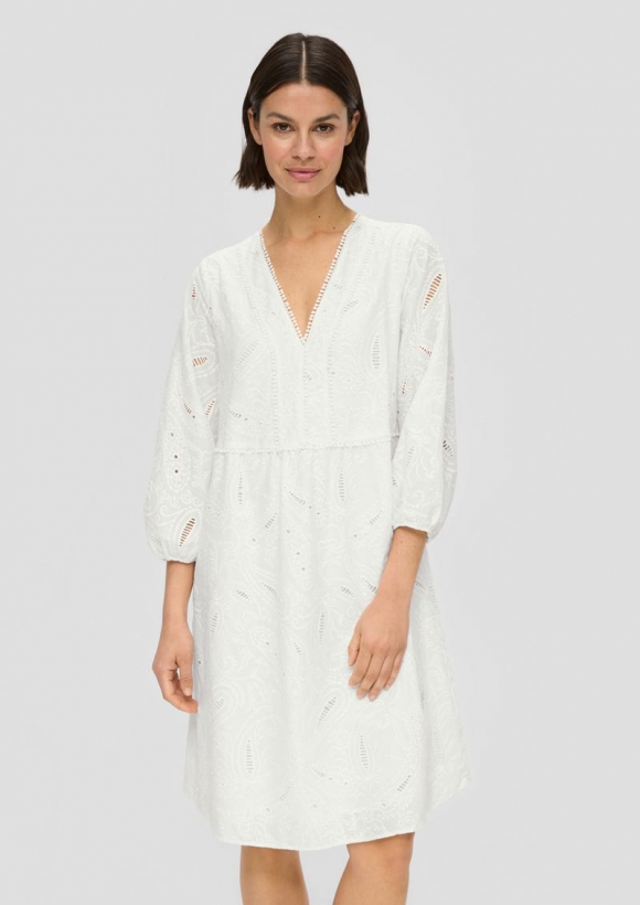 s.Oliver Baumwoll-Kleid mit Lochstickerei - ecru