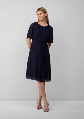 s.Oliver Plissiertes Chiffonkleid mit Bindegürtel - navy