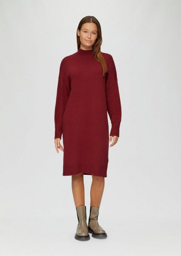 s.Oliver Weiches Strick-Kleid mit Stehkragen - rubinrot