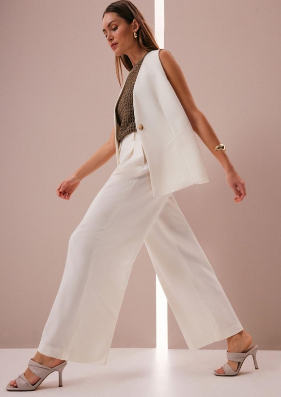 s.Oliver Hose mit Extra Wide Leg und Crêpe-Struktur - ecru