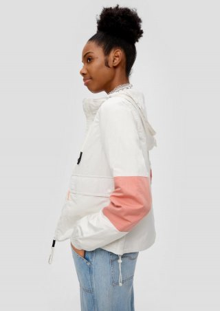 s.Oliver Kapuzenjacke mit Crinkle-Struktur - creme