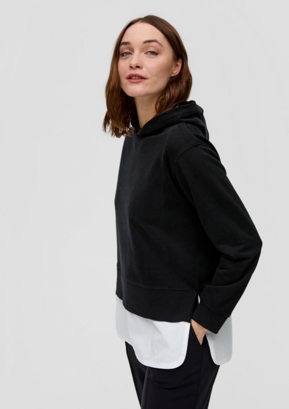 s.Oliver Sweatshirt mit Layering-Detail - schwarz