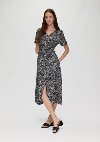s.Oliver Antailliertes Viskosekleid mit All-over-Print - schwarz