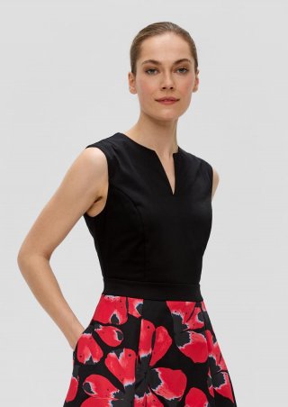 s.Oliver Floral gemustertes Kleid mit Tunika-Ausschnitt - schwarz