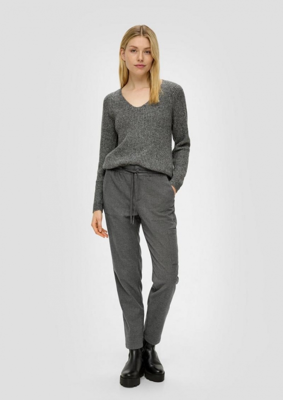 s.Oliver Relaxed: Twill-Hose mit Tapered Leg - graphit