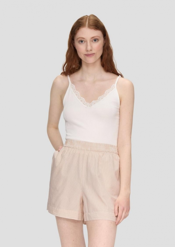 s.Oliver Regular: Gestreifte Shorts mit Elastikbund - creme