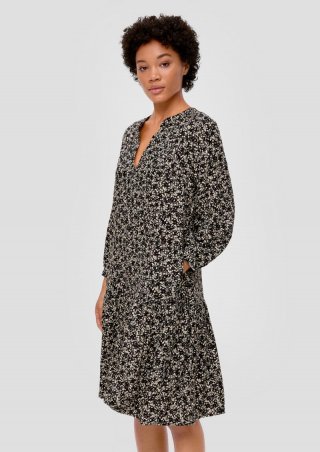 s.Oliver Kleid aus Viskosemix - olivgrün