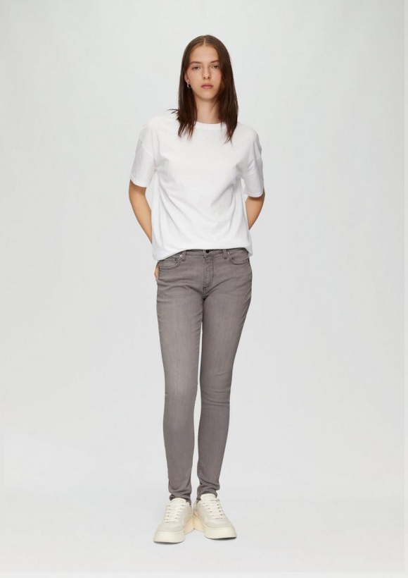 s.Oliver Jeans Sadie / Skinny Fit / Mid Rise / Skinny Leg - steingrau