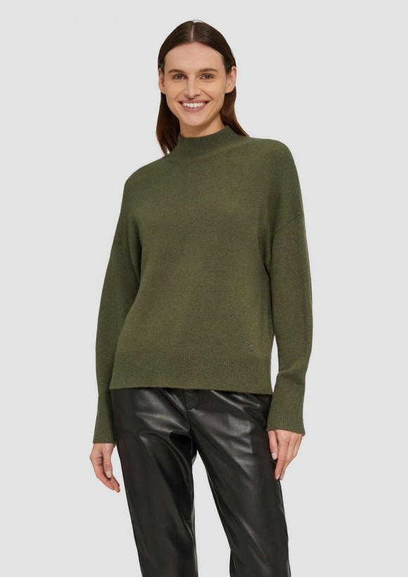 s.Oliver Strickpullover im Relaxed Fit mit Stehkragen - olivgrün