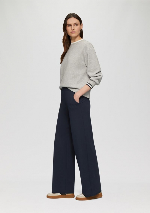s.Oliver Weiche Jerseyhose im Relaxed Fit mit Herz-Stickerei - navy
