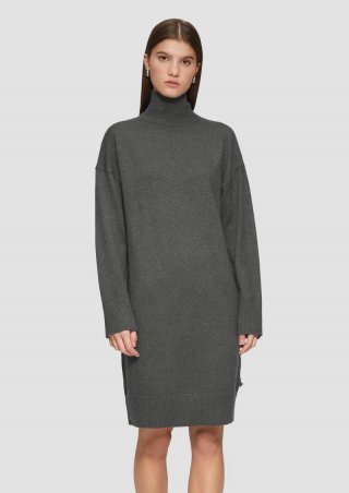 s.Oliver Fein gestricktes Kleid mit Stehkragen - schwarz