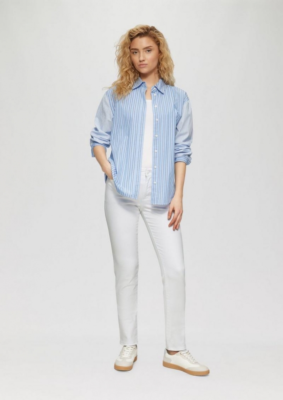 s.Oliver Jeans Betsy / Slim Fit / Mid Rise / Slim Leg / Garment Dye - weiß