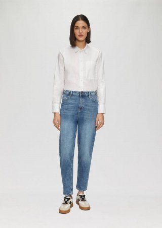 s.Oliver Mom Jeans / Relaxed Fit / High Rise / Tapered Leg / mit verstellbarem Bund - blau