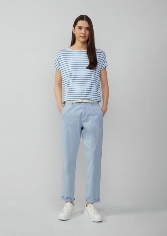 s.Oliver Chino mit geflochtenem Gürtel und Garment Dye - hellblau