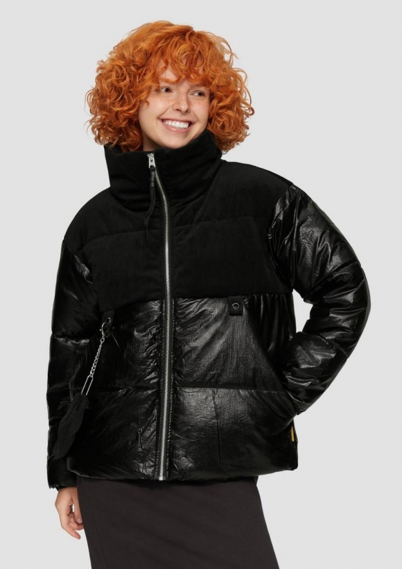 s.Oliver Steppjacke im Fabricmix mit abnehmbarer Tasche - schwarz