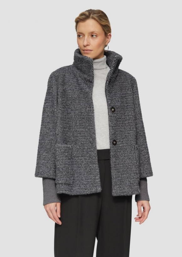 s.Oliver Flauschige Jacke mit Strickbündchen am Ärmel - dunkelgrau
