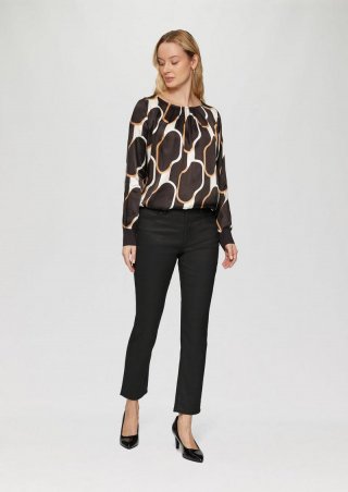 s.Oliver Cropped-Jeans Betsy / Slim Fit / High Rise / Slim Leg / Coating - schwarz