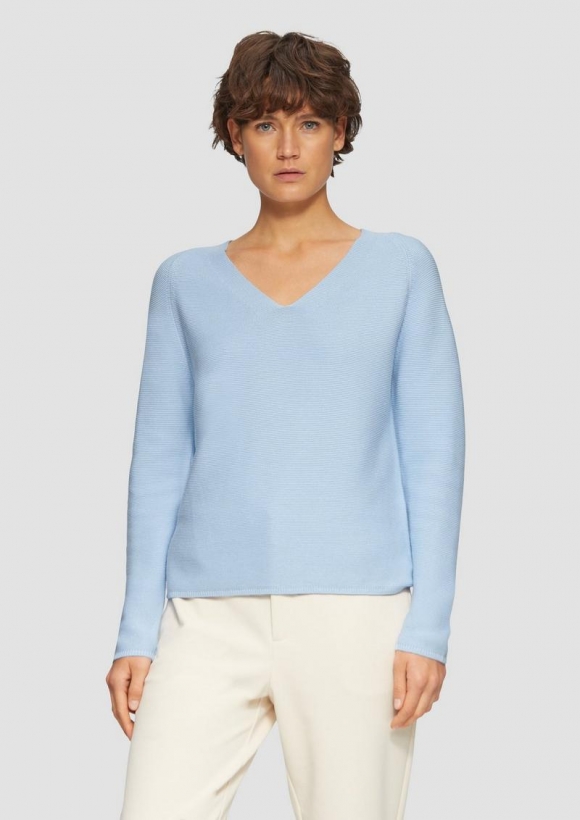 s.Oliver Gerippter Strickpullover aus Baumwollmix mit V-Ausschnitt - hellblau