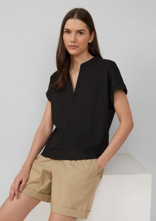 s.Oliver Strukturiertes T-Shirt im Relaxed Fit mit V-Ausschnitt - schwarz