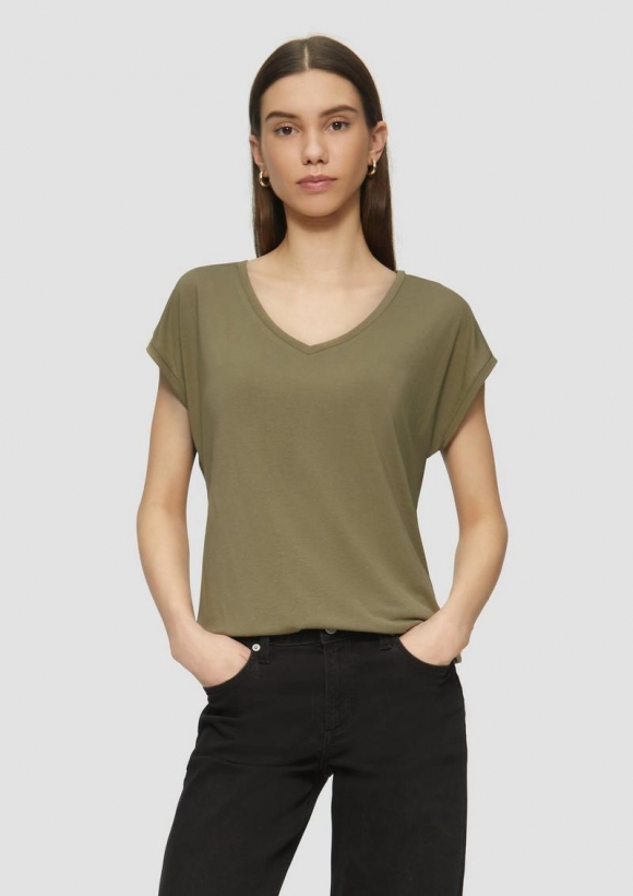 s.Oliver Locker geschnittenes T-Shirt im Modalmix - tannengrün