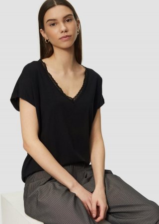 s.Oliver Modalmix-Shirt mit Spitzenblende - schwarz