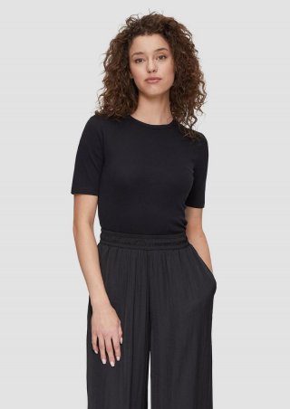s.Oliver T-Shirt aus Baumwoll-Mix mit paspeliertem Ausschnitt - schwarz