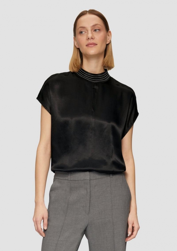 s.Oliver Blusenshirt im Fabricmix mit Schmuckdetail - schwarz