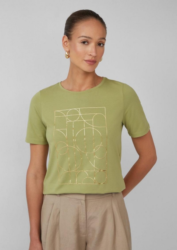 s.Oliver Jersey-T-Shirt mit glänzendem Frontprint - olivgrün