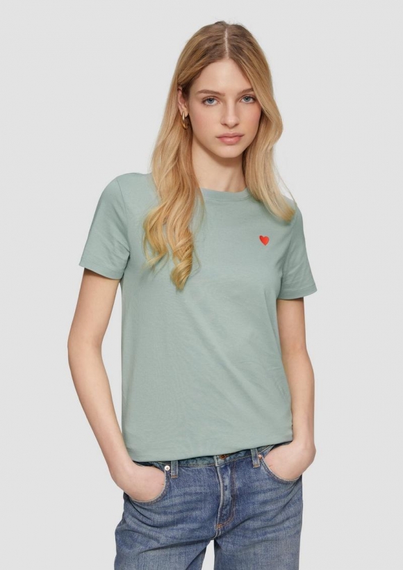 s.Oliver Jerseyshirt mit Herz-Stickerei - salbeigrün