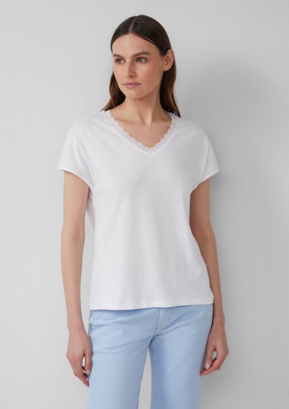s.Oliver T-Shirt mit Spitze aus Modalmix - weiß