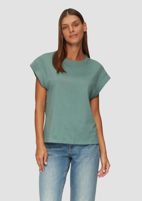 s.Oliver T-Shirt mit überschnittenen Schultern - salbeigrün