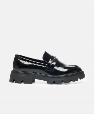 s.Oliver Loafer in Lackleder-Optik - schwarz