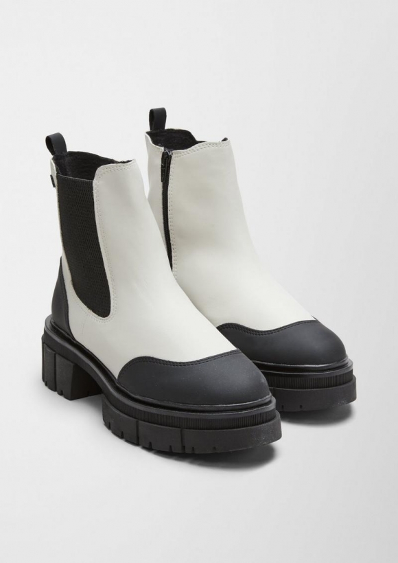 s.Oliver Stiefel mit Plateausohle - weiß
