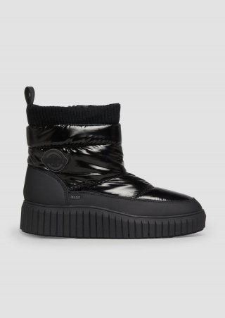 s.Oliver Warm gefütterte Boots mit Metallic-Effekt - schwarz