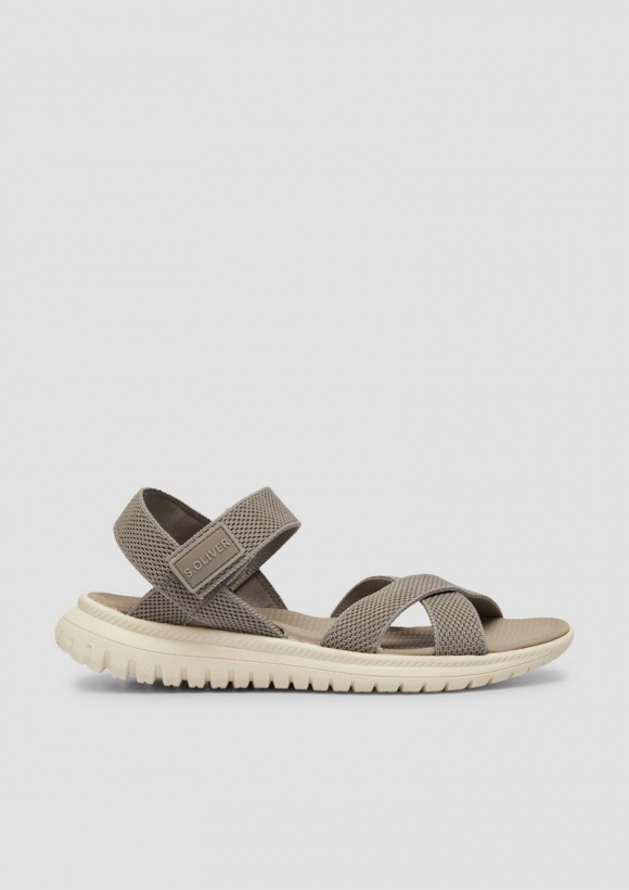 s.Oliver Sandalen mit Klettverschluss - sandfarben