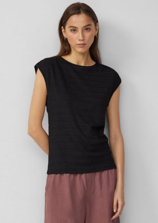 s.Oliver Strukturiertes T-Shirt mit Raffdetails an den Schultern - schwarz