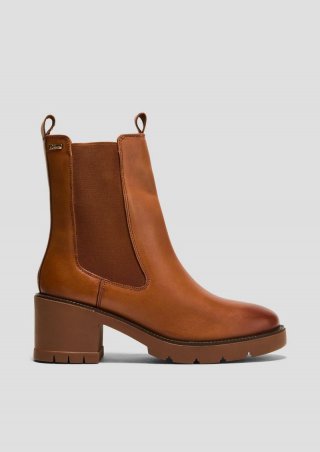 s.Oliver Stiefelette aus Schafsleder - cognac