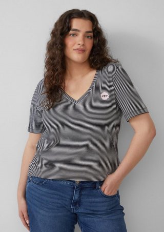 s.Oliver T-Shirt mit V-Ausschnitt und Print-Detail - schwarz