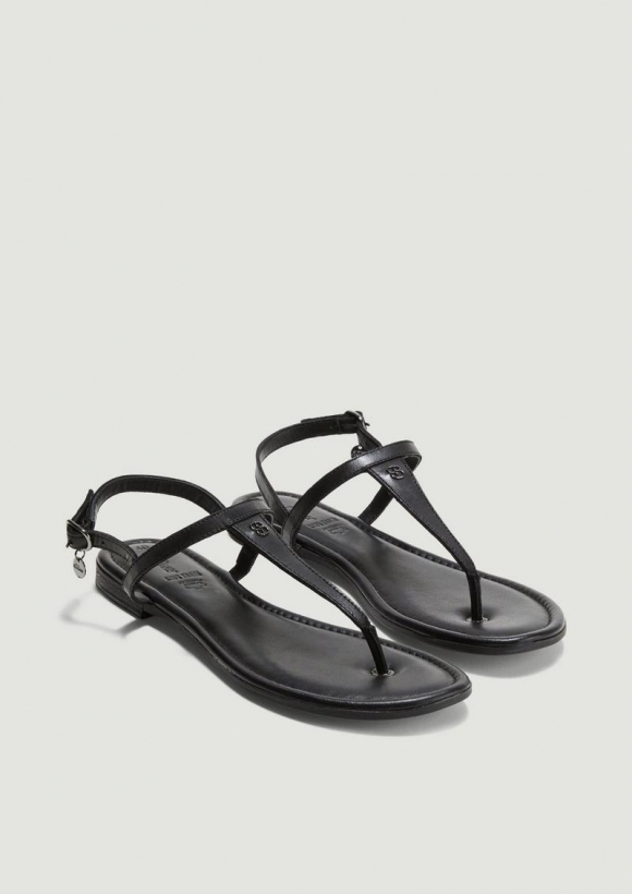 s.Oliver Riemchensandalen aus Echtleder - schwarz