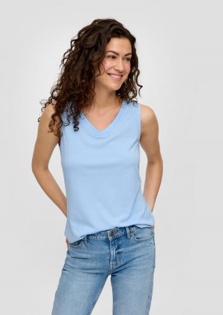 s.Oliver Top mit V-Ausschnitt und gekreuztem Riemen-Detail am Rücken - himmelblau