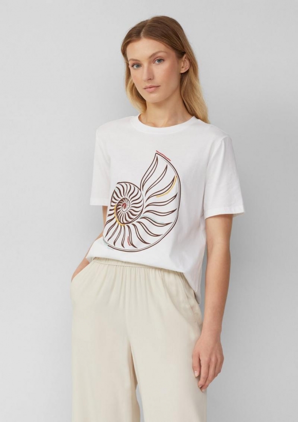 s.Oliver Jersey-T-Shirt mit Frontprint und Schmuckperlen - weiß
