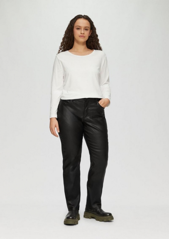s.Oliver Jeans / Slim Fit / Mid Rise / Slim Leg / mit Coating - schwarz