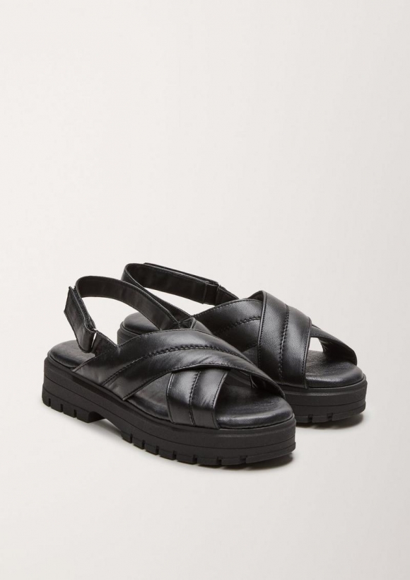 s.Oliver Sandalen aus Echtleder - schwarz