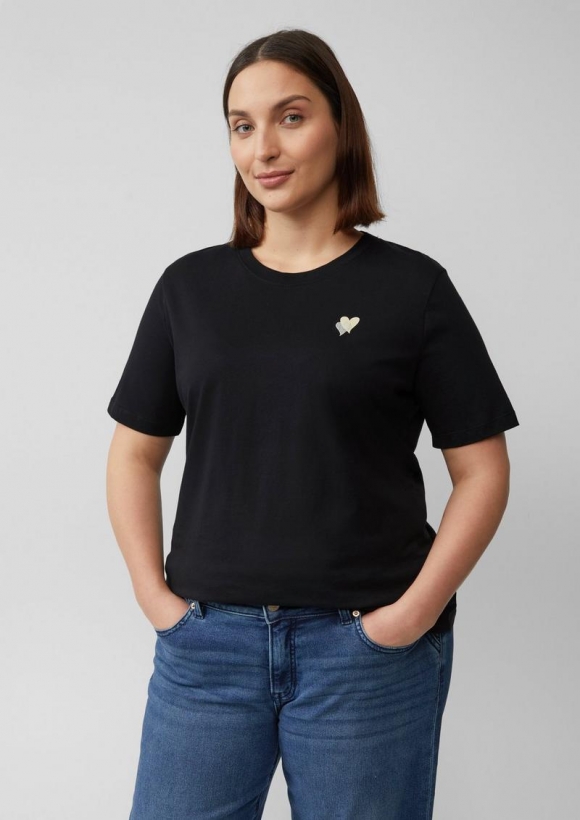 s.Oliver T-Shirt mit Herz-Stickerei - schwarz