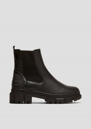 s.Oliver Chelsea Boots mit Kontrast-Detail - schwarz